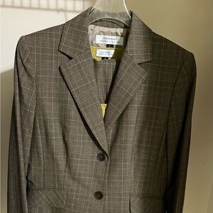 Tahari Gray Plaid Sport Coat